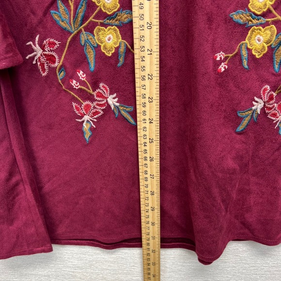 UMGEE Burgundy Embroidered Bell Sleeve V Neck Faux Suede Tunic Top M Floral - Picture 8 of 9
